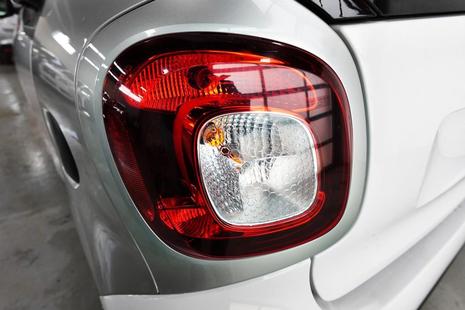 2016 smart fortwo - View 4