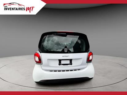 2016 smart fortwo - View 3