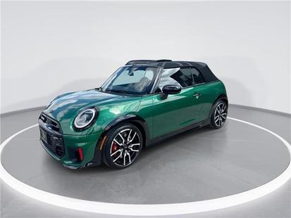 2025 MINI Convertible - View 4