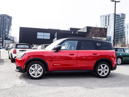 2025 MINI Countryman - View 3