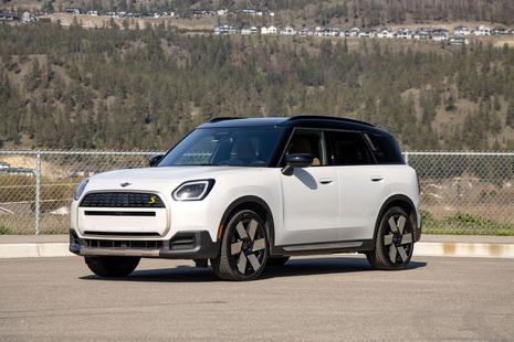 2025 MINI Countryman - View 4