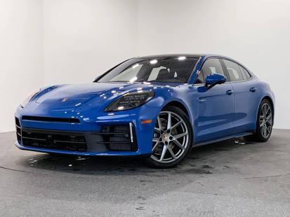 2025 Porsche Panamera 4 E-Hybrid