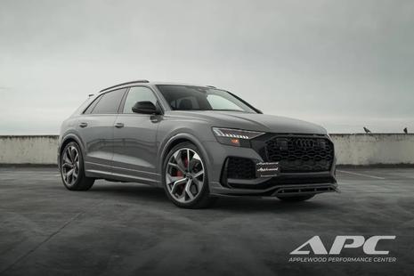 2023 Audi RS Q8