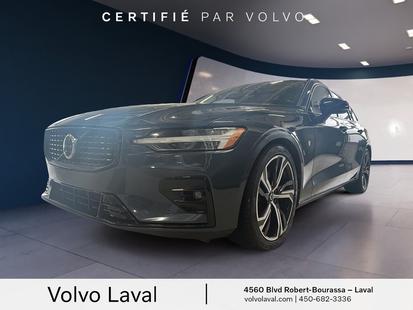 2023 volvo v60 Ultimate Dark Theme