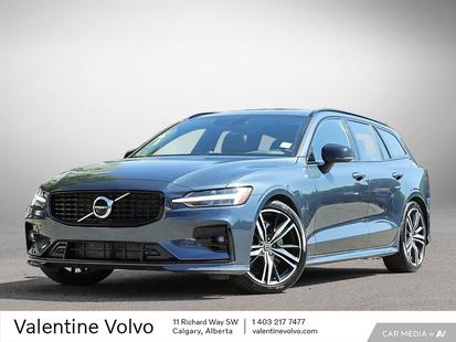 2022 volvo v60 R-Design