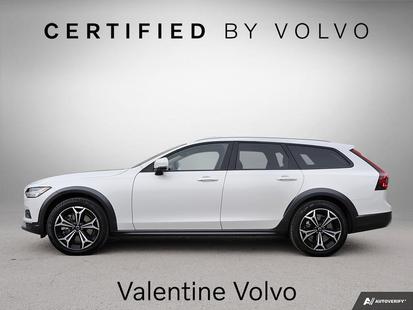 2025 Volvo V90 Cross Country - View 2