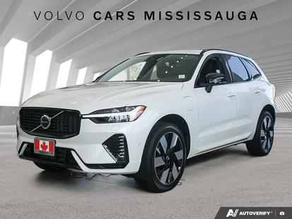 2025 Volvo XC60 Plug-In Hybrid Plus Dark Theme