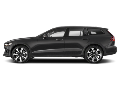 2025 Volvo V60 Cross Country