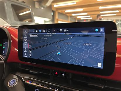 Car image 6