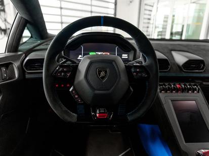 2023 Lamborghini Huracan STO