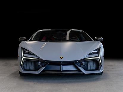 2024 Lamborghini Revuelto HPEV