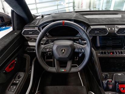 2024 Lamborghini Urus Performante
